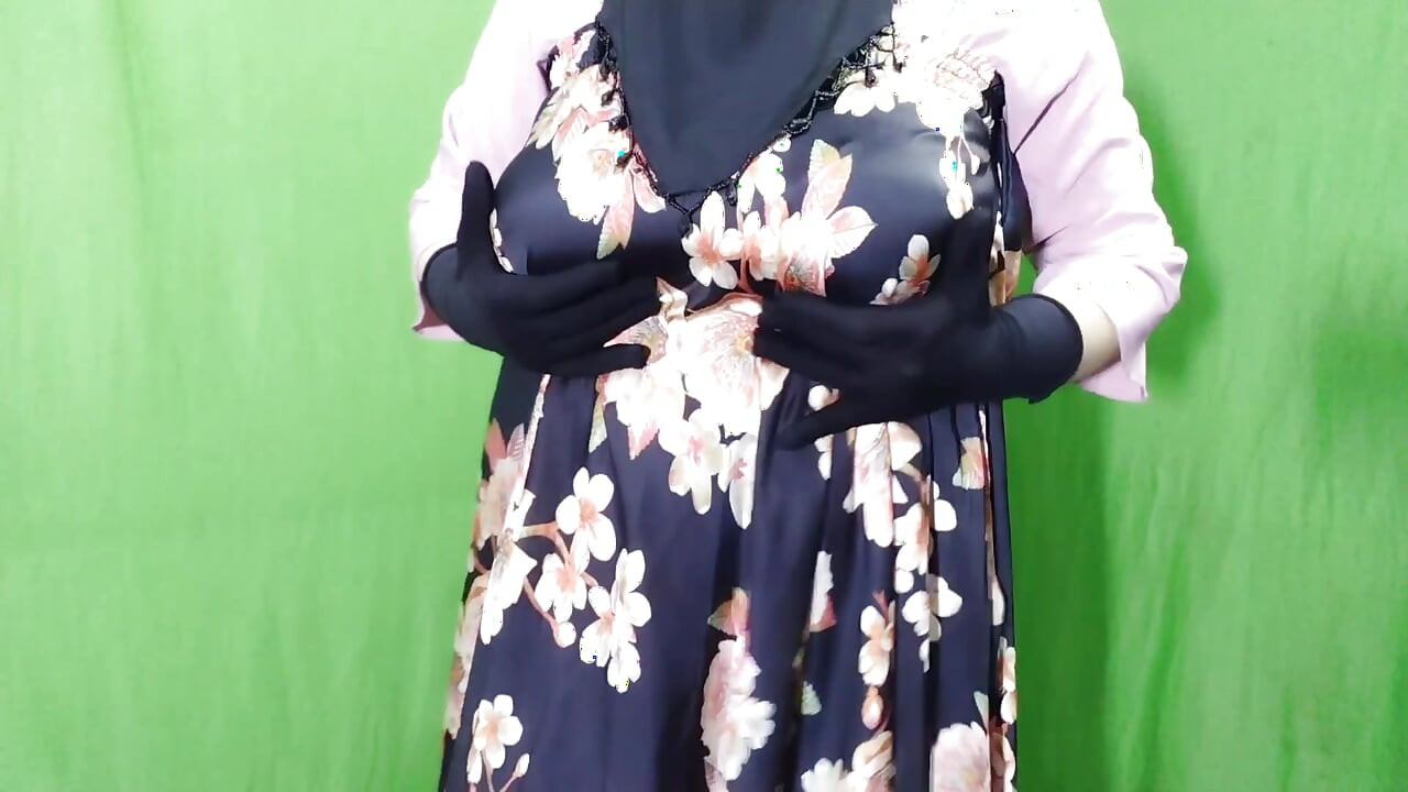 Muslim Hijabi Beautiful Housewife Fucking with Neighbor - With Clear Bangla Audio