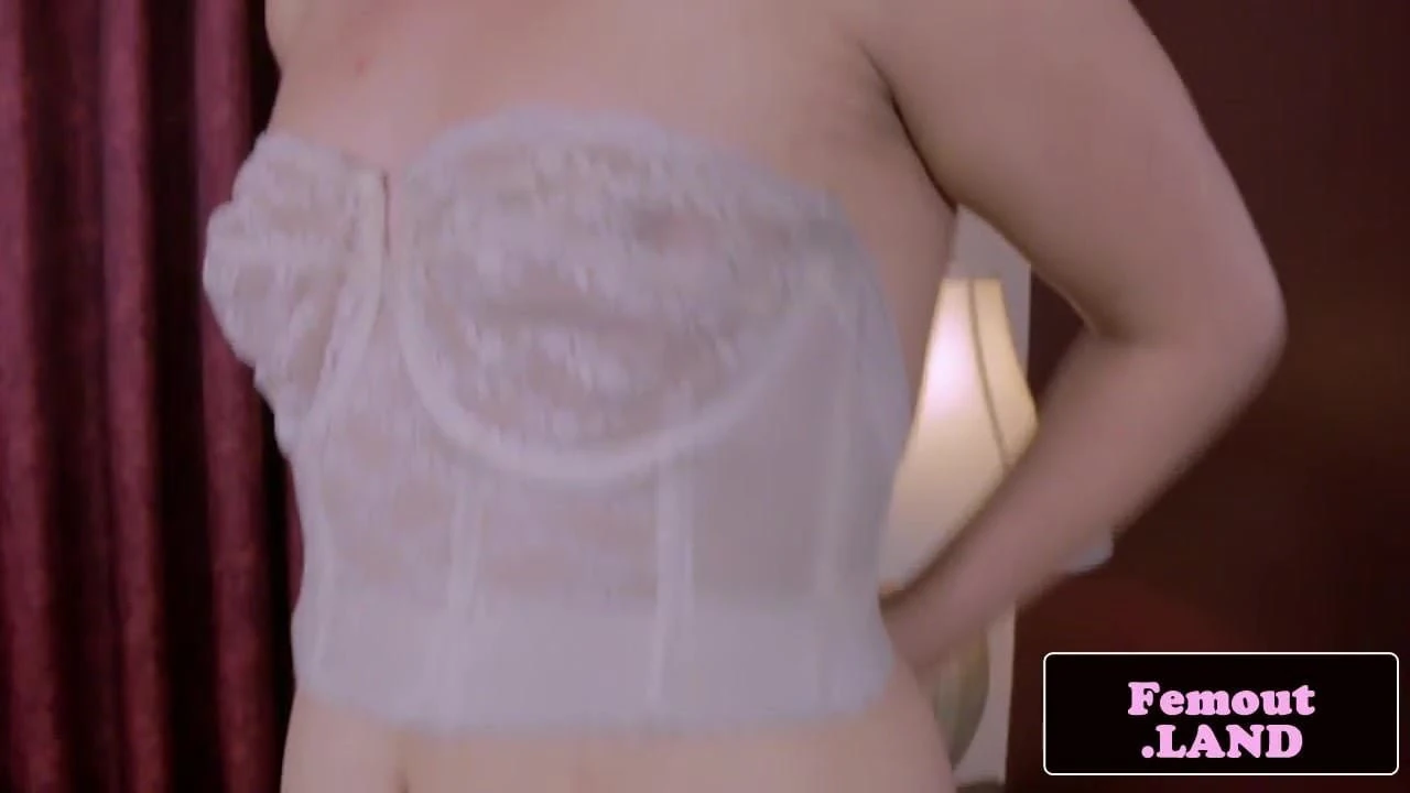 Amateur lingerie tgirl jerking her uncut cock