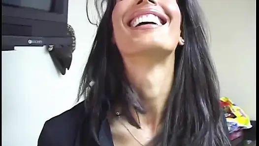 Не упустите свой шанс посмотреть основные моменты с DVD для взрослых Fuck The Teacher