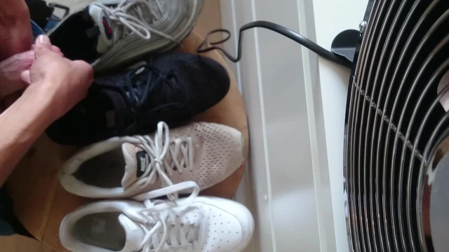 Cum in sneakers of hot 18 year old blonde girl(cum wasted)