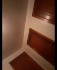 मेरी बिल्ली के साथ खेल रहा है