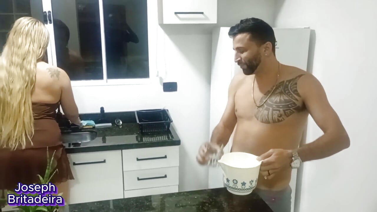 朝一番で王冠の尻を食べる