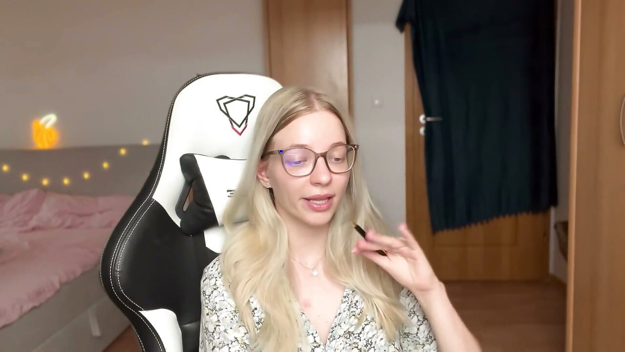 3 Types of Chastity Slaves