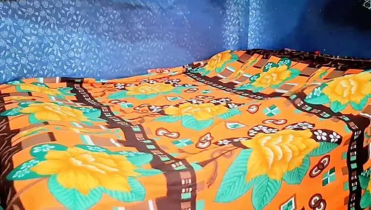 After making the bed, my sexy wife and I engaged in intense anal sex real Desi sex video featuring a pink blouse sex