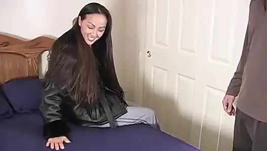 Kelana Gets Her Shaven Hole Licked Out and Fucked