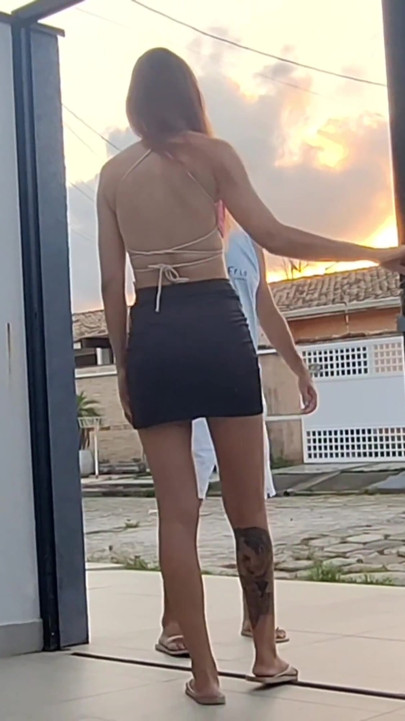 Married Woman Fucks Her Neighbor in the Backyard