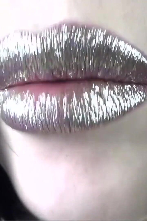 Pop para mis grandes labios brillantes: ¡Cuenta regresiva de leche!