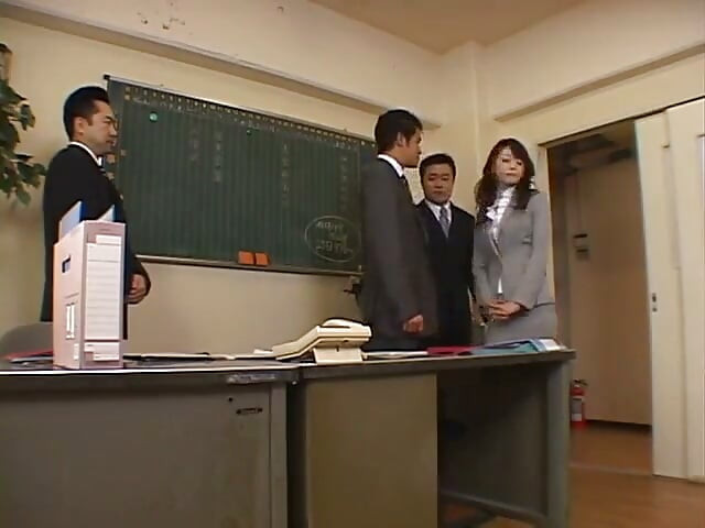 Maki hojo - elegante schönheit mit einem sanften Blick und einer geheimen seite teil 1