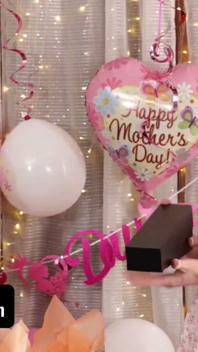 Busty Stepmom Alexis Malone is taken by surprise with Step-Mother's Day Massage - FamilyStrokes | Clip 1
