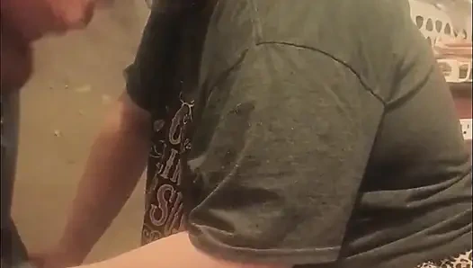 Skyebay lagi asik tryout tenggorokan