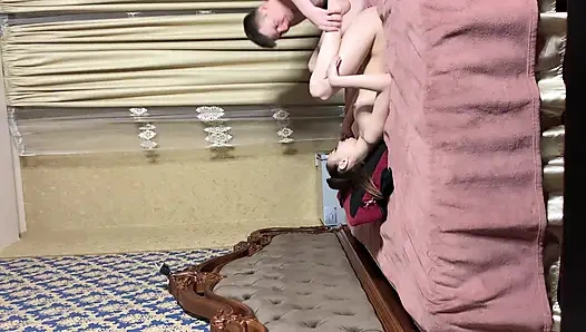 Sie erlaubte sich, sich nicht zurückzuhalten, reine MisssVikki