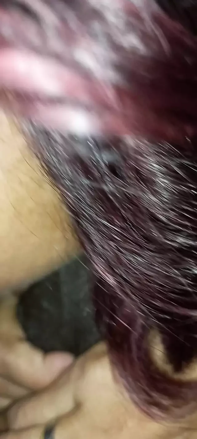 This is what your wife does when you go out to work, she sucks the neighbor without leaving him without a drop of semen