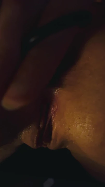 24yo Cumslut Student playing with her Ass