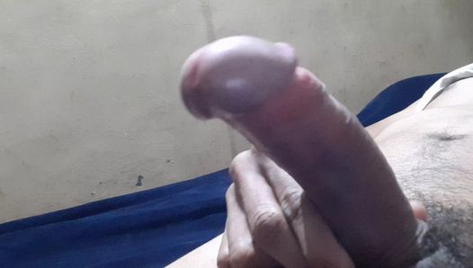 Masturbación con la mano - chico indio