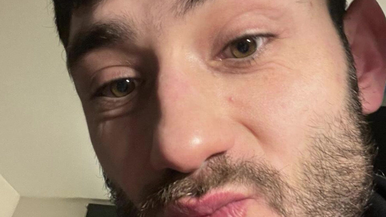 Thirsty lips crave a sticky drop of semen and want to burst with a mouthful of delicious, freshly squeezed, healthy loads of DNA