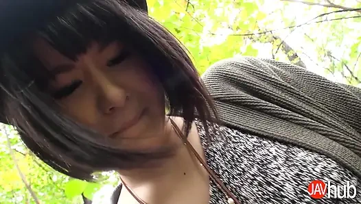 JAVHUB Mari Koizumi wird gefingert und squirtet