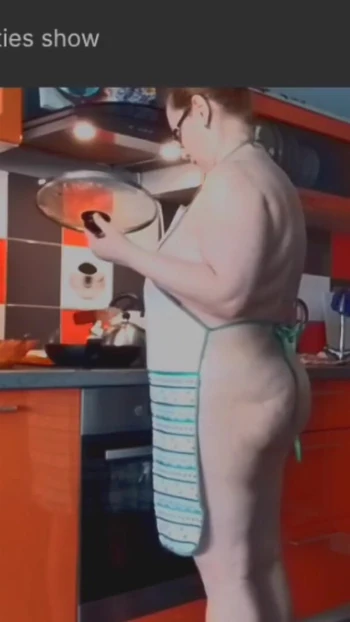 Stunning moment from "Live cooking meat pancakes"