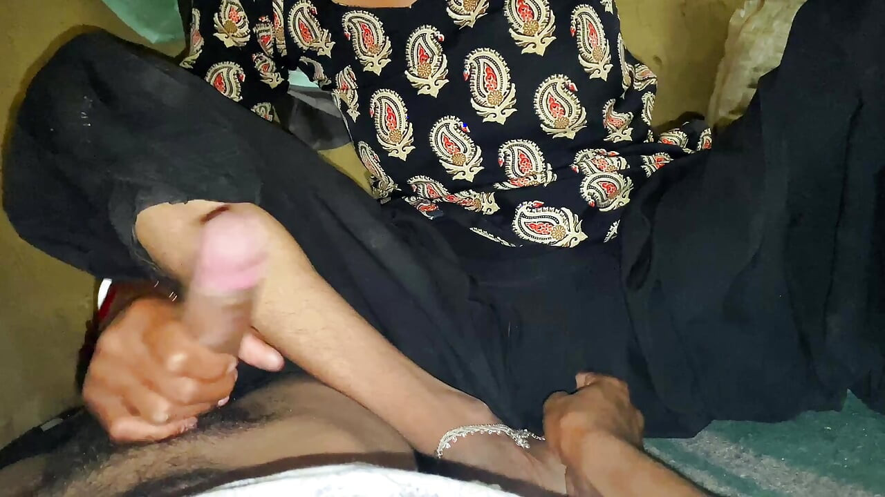Dost ki hot sexy behen ki chudai Indian hot girl