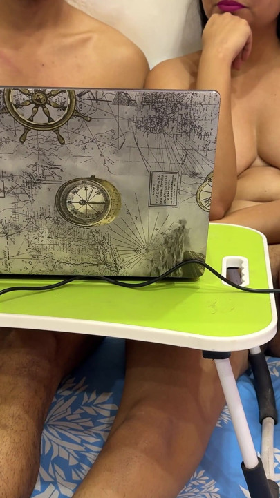 XXX indisches paar Ganzer tag nackt zu hause herausforderung - Volles heißes video