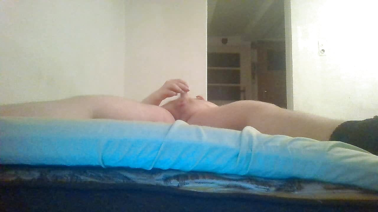 Geiles abspirzen im Bett chubey