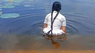 SriLankan escola menina bathiin em tanque, fora sexo vídeo.jangal sexo, asiática fora do lado sexy menina vídeo