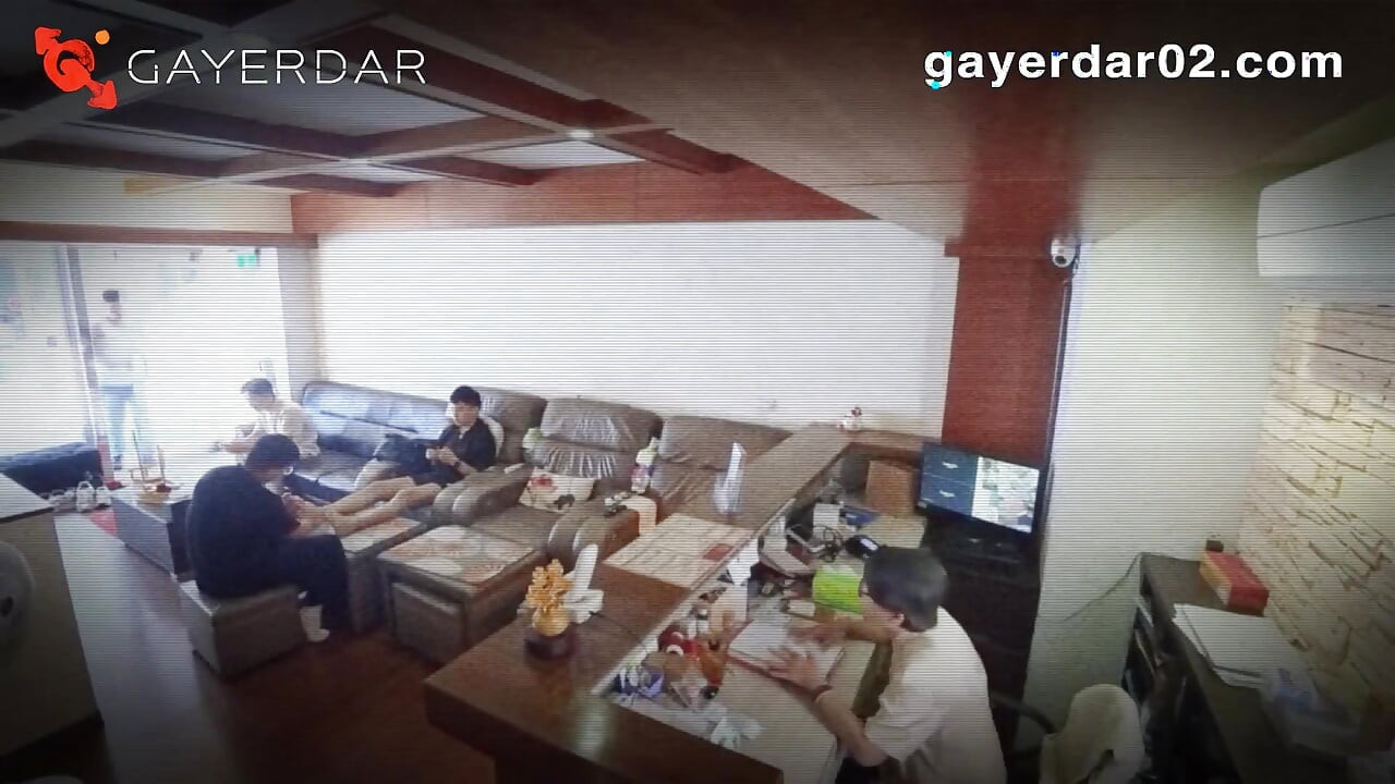 Gd-024-from Happy Ending to Bareback Finish