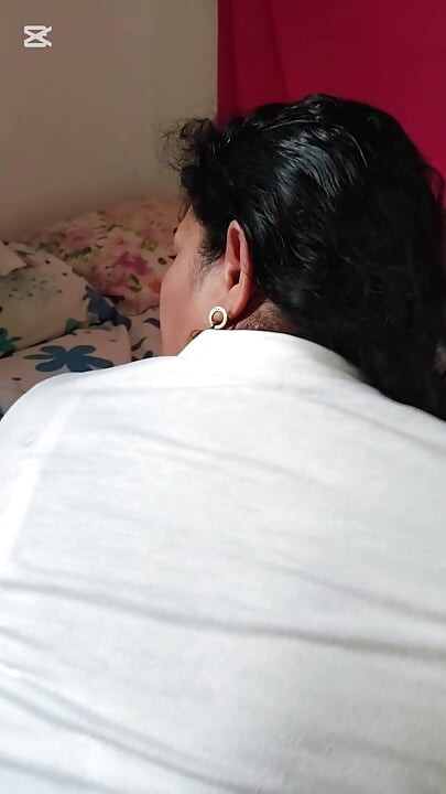 Prelepo dupe jebanje analno, žena se jebe u dupe