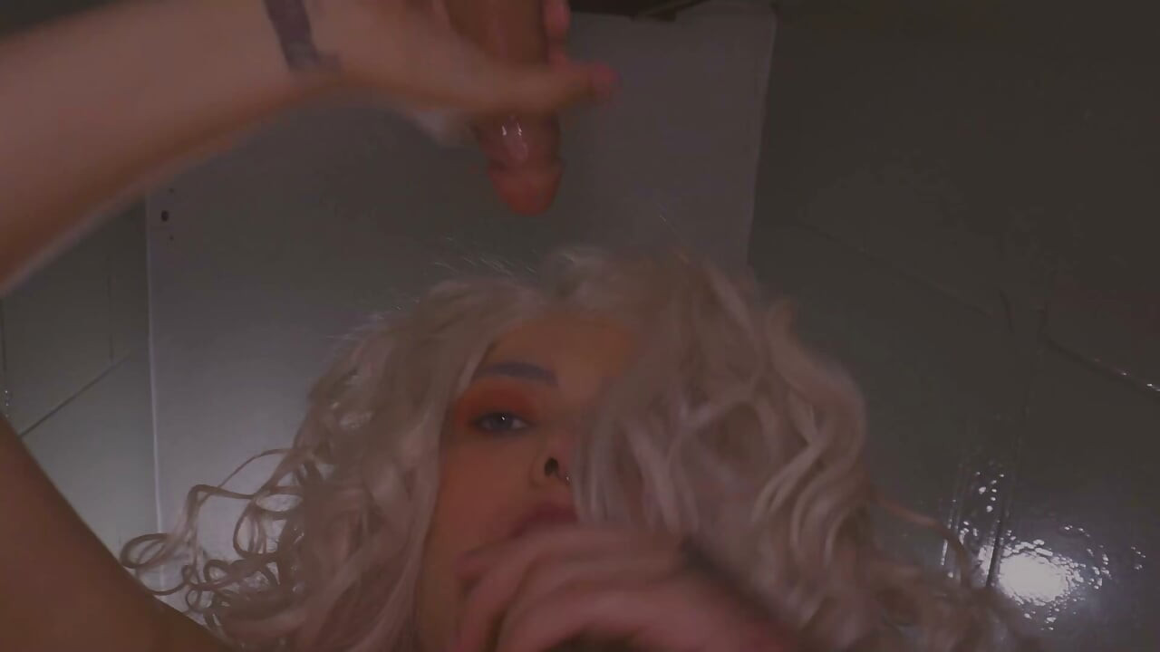 קודם כל אתה צריך ללמוד איך לספק גבר - אימון סיסי