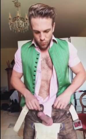Instructions how to use a german leatherpant