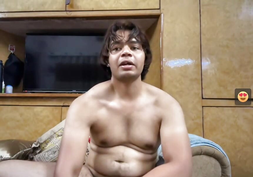 Horny Indian Twink’s First Live Cam Show