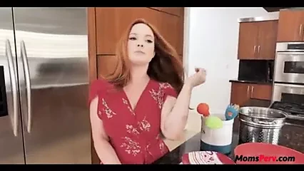 Gorgeous MOM Summer Hart want step son for herself