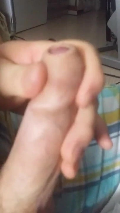 Une belle petite ejac 2, le lendemain. Big Cumshot 2