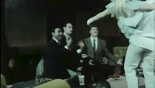 Cicciolina dan Ron Jeremy menikmati pesta seks kuno