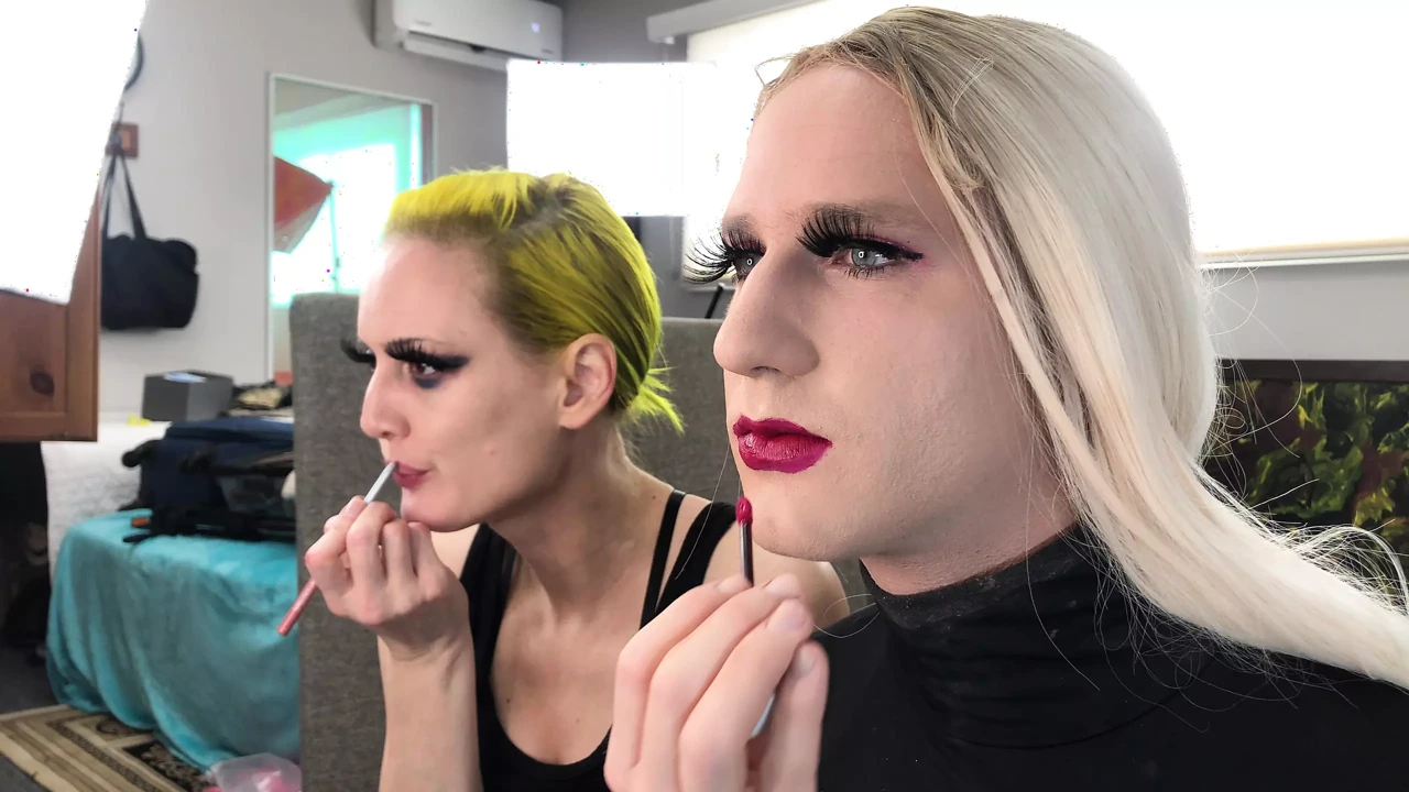 Male to Female Makeover – Mascara, Lashes, and Lipstick
