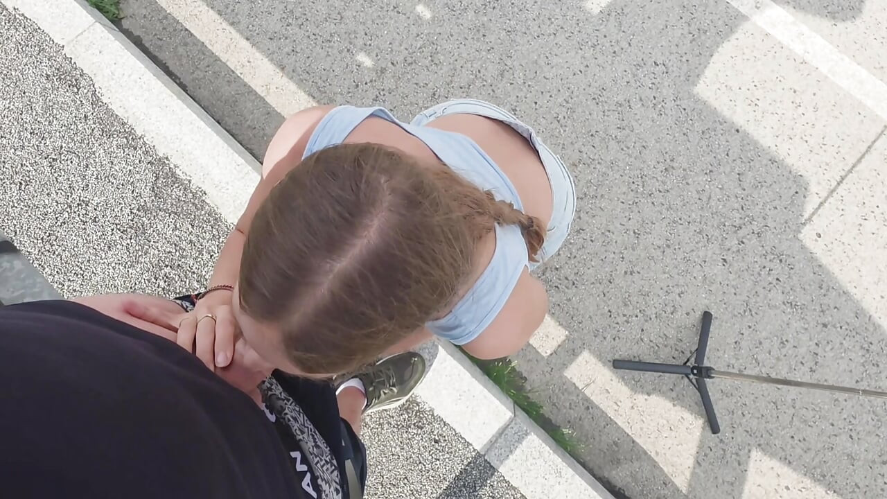 Kiinni seksistä moottoritiellä, ulkona suihinotosta ja seksistä