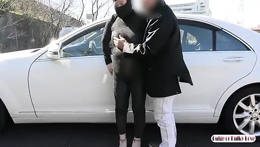 Büyük memeli evli kadın, kalın ve utanmaz dölleme seksi. Tombul olgun özel video, mutlaka görülmeli!