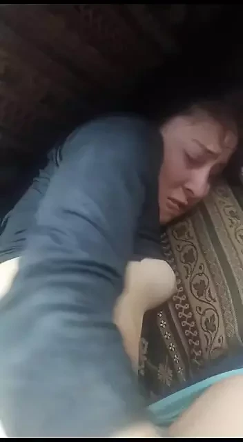 Anne babaları gelmeden önce şenlik yapacağız