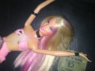 Abspritzen mit Barbie, sexuell 1