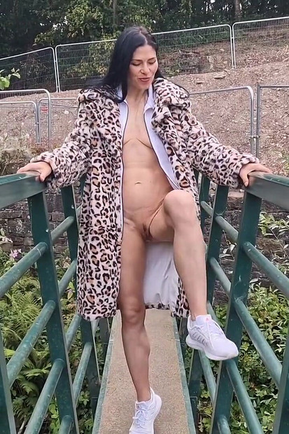 Public Nudity Gaping My Pussy in Close up and Pissing