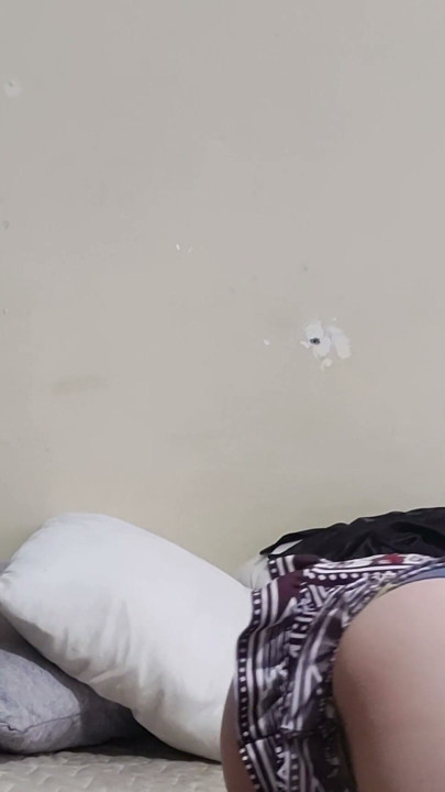 Body Stretch in Bed | Clip 2