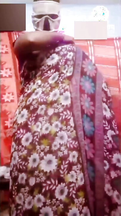 Desi Indian Tamil Wife Renu Nude Live Call Sugar Stepdaddy Boobs Slap Pussy Finger Ass Fuck Hot Voice!