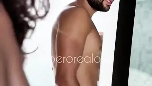 Он взял день, чтобы удовлетворить