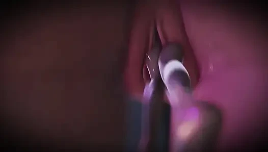 B021 - cewek sange dengan toket raksasa ini dientot habis-habisan sama pria yang lagi dudukin wajahnya sampai dicrot di dalam