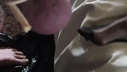 Gadis nakal ini dientot habis-habisan sama kontol dan peler suaminya - pov
