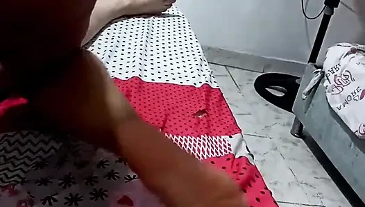 Üvey anne ve üvey oğlu ondan tüm sütlerini alıyor bu sadece Kolombiya'da tam çevrimiçi oluyor