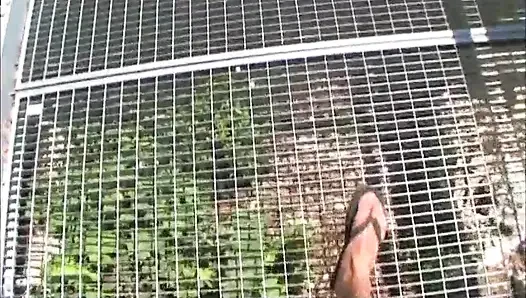 Büyük götlü sarışın bebek ağzındaki amcığı seviyor