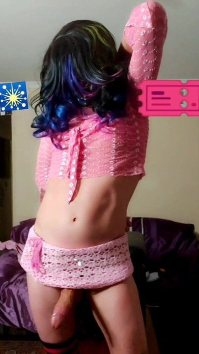Playing  in  pink to cumshot