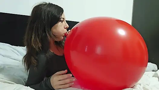 Humping a Mega Balloon Non Pop, Blowing