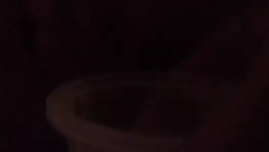 Bardak dolusu sperm yutmayı düşünüyorum!