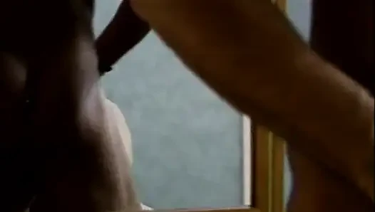 Tante sange ini muncrat ganas setelah fisting memeknya sampai dalam banget